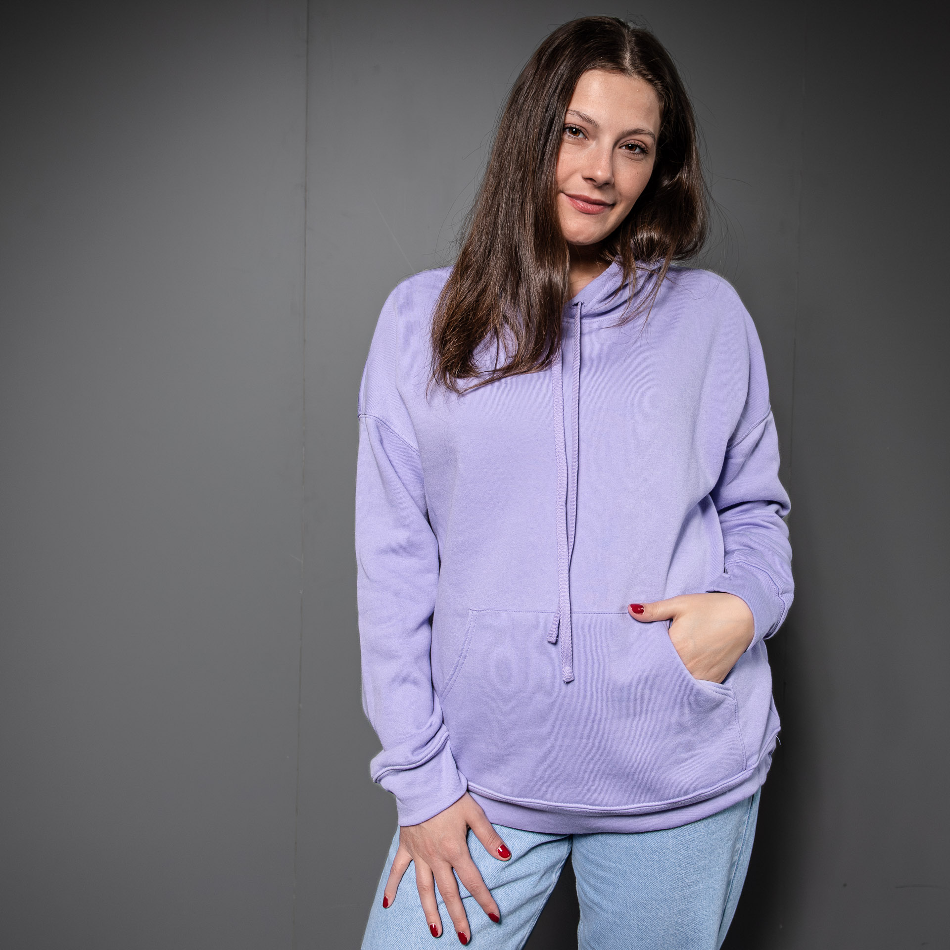 Hoodie Oversize in verschiedenen Farben und Aufdrucken – Bild 4