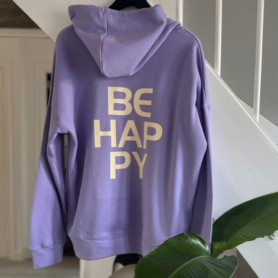 Hoodie Luisa Violet mit BE HAPPY