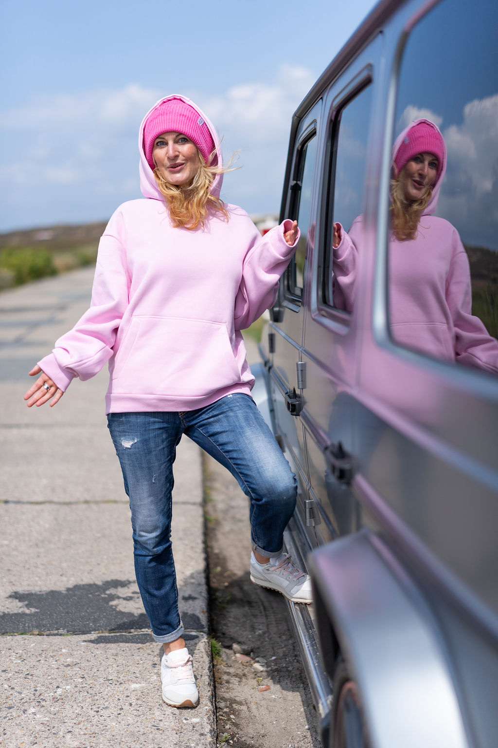 Hoodie Luisa LOVE PEACE REPEAT – Bild 2